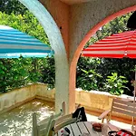 Haus Convallaria Pinezići